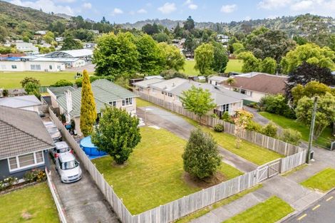 Photo of property in 36 Horoeka Street, Stokes Valley, Lower Hutt, 5019