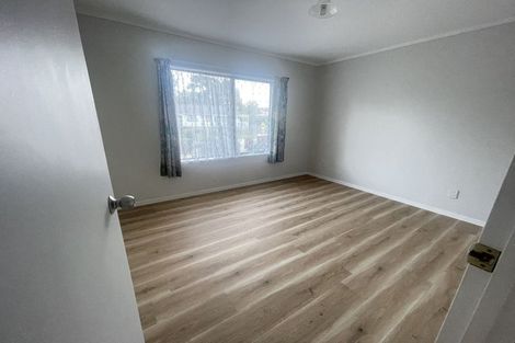 Photo of property in 63a Harmel Road, Glendene, Auckland, 0602