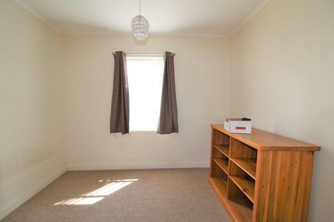 Photo of property in 5 Lanark Street, Lumsden, 9794