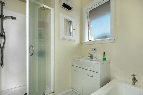 Photo of property in 158 Pacific Road, North New Brighton, Christchurch, 8083