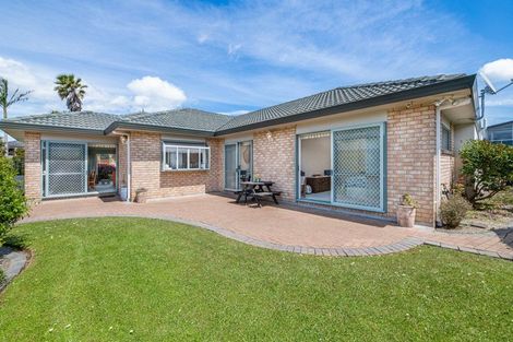 Photo of property in 9 Amesbury Rise, Henderson, Auckland, 0612