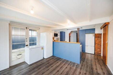 Photo of property in 148 Featherston Street, Palmerston North, 4410