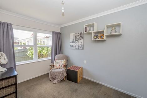 Photo of property in 1 Middlesex Street, Levin, 5510