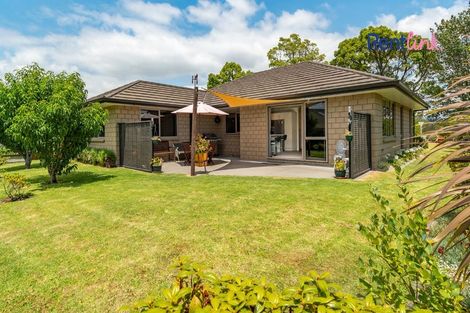 Photo of property in 52 Kayelene Place, Omokoroa, 3114