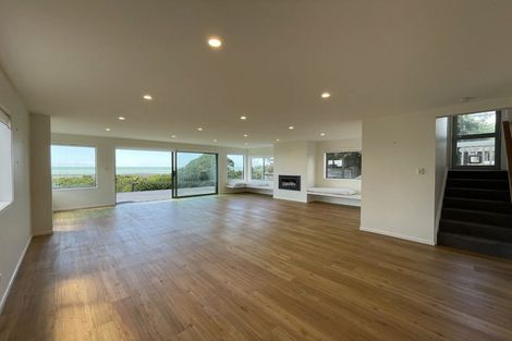 Photo of property in 227 Clifton Road, Te Awanga, 4102