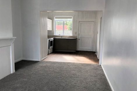 Photo of property in 5 Gilmour Street, Gonville, Wanganui, 4501