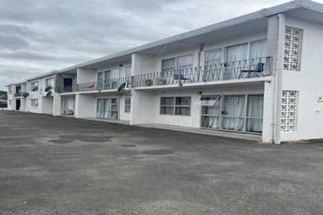 Photo of property in 2/13 Charlemont Street, Whitiora, Hamilton, 3200