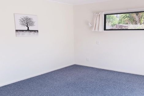 Photo of property in 2/10 Belmont Terrace, Milford, Auckland, 0620