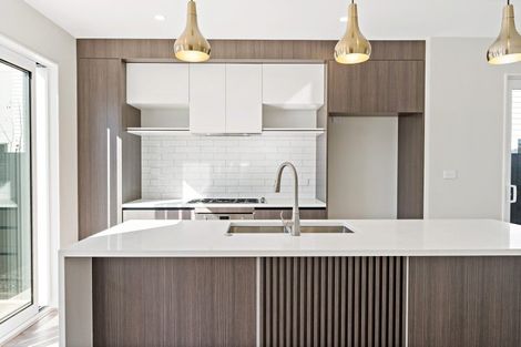 Photo of property in 17 Resnik Crescent, 0810