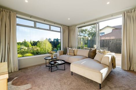 Photo of property in 14 Sheriff Place, Riverlea, Hamilton, 3216