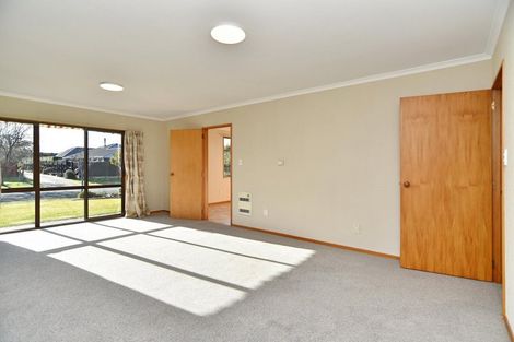 Photo of property in 46 Rickton Place, Rangiora, 7400