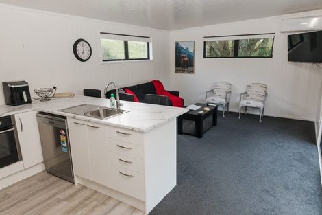 Photo of property in 261 Paparata Road, Bombay, 2675