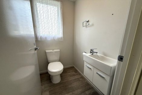 Photo of property in 41 Devon Street, Picton, 7220