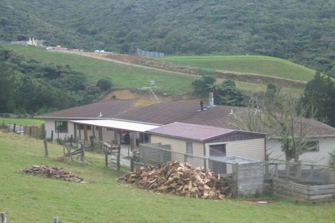 Photo of property in 76 Sweetacres Drive, Belmont, Lower Hutt, 5010