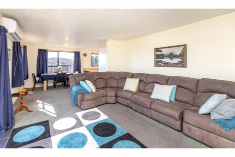 Photo of property in 1 Byron Street, Rolleston, 7614