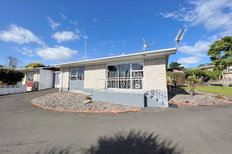 Photo of property in 17a Russleigh Drive, Dinsdale, Hamilton, 3204