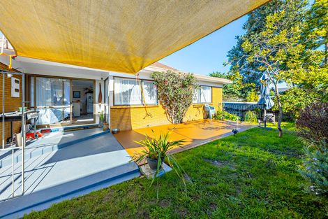 Photo of property in 2/553 Weymouth Road, Weymouth, Auckland, 2103