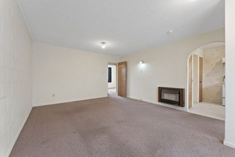 Photo of property in 706b Pioneer Highway, Takaro, Palmerston North, 4412
