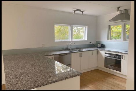 Photo of property in 16 Hull Road, Waitoki, Kaukapakapa, 0871