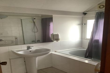 Photo of property in 1/136 Holly Road, St Albans, Christchurch, 8014