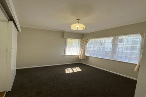 Photo of property in 119 Parkvale Road, Karori, Wellington, 6012