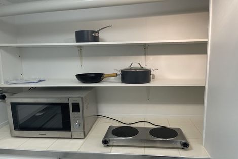 Photo of property in 12 Saratoga Avenue, Herne Bay, Auckland, 1011