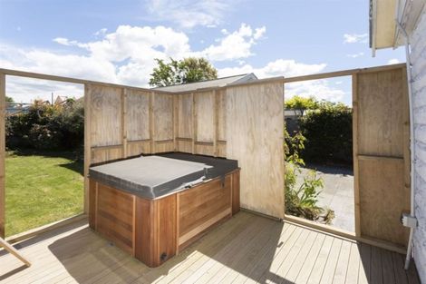 Photo of property in 5 Pimlico Place, Bishopdale, Christchurch, 8053