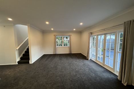 Photo of property in 1/28 Beach Road, Castor Bay, Auckland, 0620