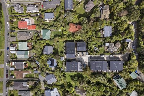 Photo of property in 14 Ara Toutouwai, Karori, Wellington, 6012