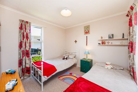 Photo of property in 71 Fairview Avenue, Feilding, 4702