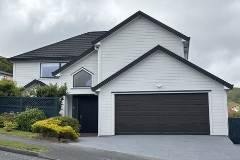 Photo of property in 18 Derry Hill, Churton Park, Wellington, 6037