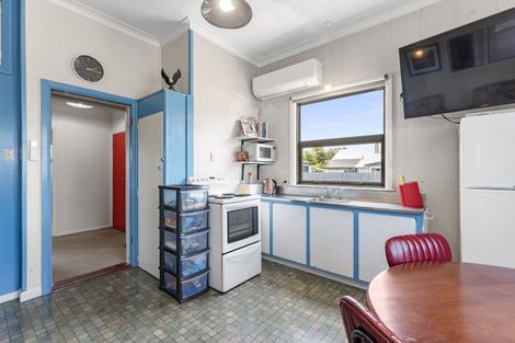 Photo of property in 645 Ferguson Street, Terrace End, Palmerston North, 4410