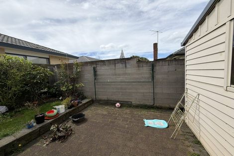 Photo of property in 2/22 Sturdee Road, Manurewa, Auckland, 2102