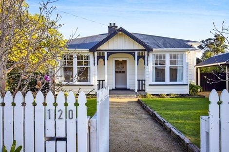 Photo of property in 120 Manawapou Road, Hawera, 4610
