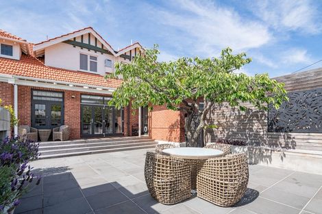 Photo of property in 15 Ings Avenue, Saint Clair, Dunedin, 9012