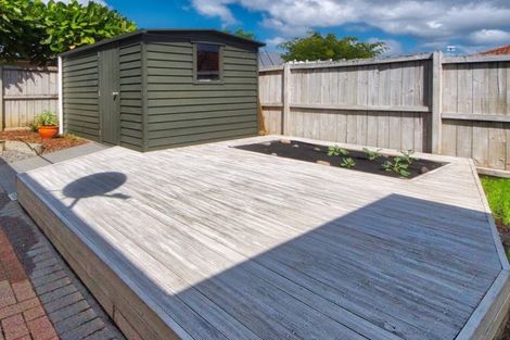 Photo of property in 22 Starlight Cove, Hobsonville, Auckland, 0618
