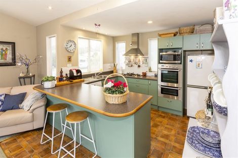 Photo of property in 17 Kiwi Avenue, Waikuku Beach, 7473