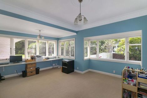 Photo of property in 9 Penrose Street, Woburn, Lower Hutt, 5010