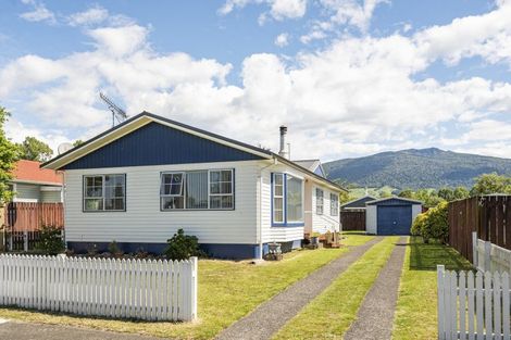 Photo of property in 21 Noni Street, Turangi, 3334