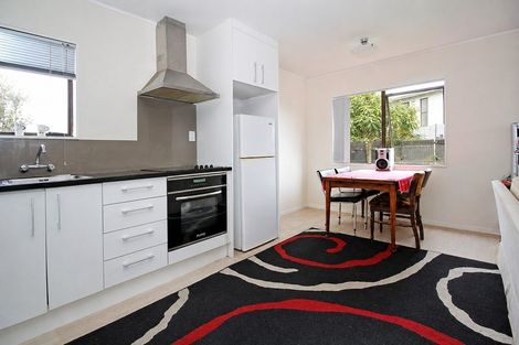 Photo of property in 2/38 Maplesden Drive, Clendon Park, Auckland, 2103