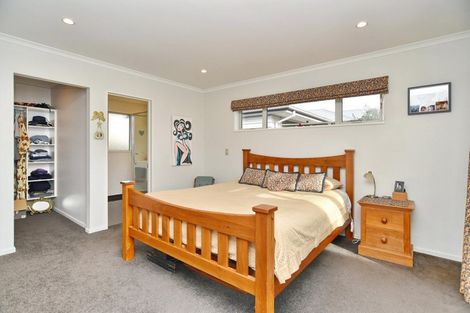 Photo of property in 18 Clarevale Street, Burwood, Christchurch, 8083