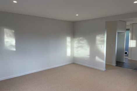 Photo of property in 2/53 Orrick Crescent, Avondale, Christchurch, 8061