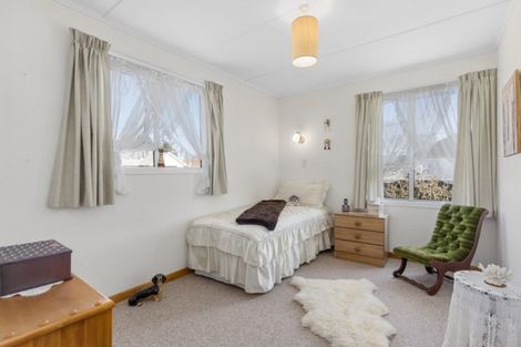 Photo of property in 11 Pilcher Crescent, Naenae, Lower Hutt, 5011