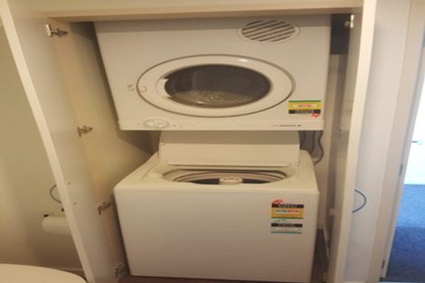 Photo of property in 28/30 Mathesons Road, Phillipstown, Christchurch, 8011