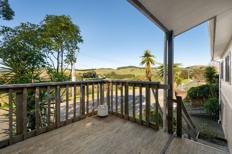 Photo of property in 1/32 Ranginui Road, Welcome Bay, Tauranga, 3112