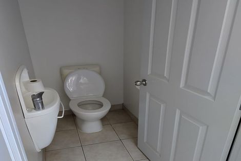 Photo of property in 51 Minaret Drive, Bucklands Beach, Auckland, 2014