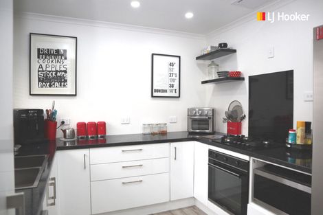 Photo of property in 11 Dick Street, South Dunedin, Dunedin, 9012