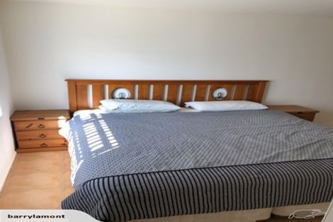 Photo of property in 2a Hoskins Avenue, Hillsborough, Auckland, 1042