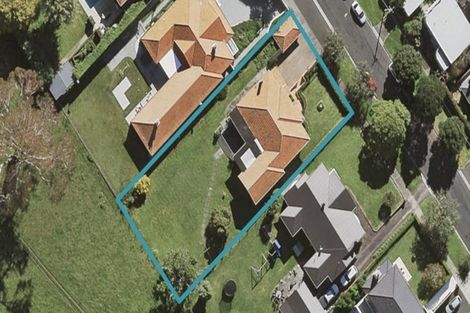 Photo of property in 5 Maungakiekie Avenue, Greenlane, Auckland, 1051
