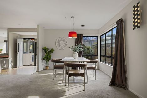 Photo of property in 11 Elva Dawson Place, Arrowtown, 9302